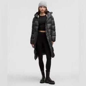 Lululemon featherweight 900 down full long puffer jacket - graphite grey